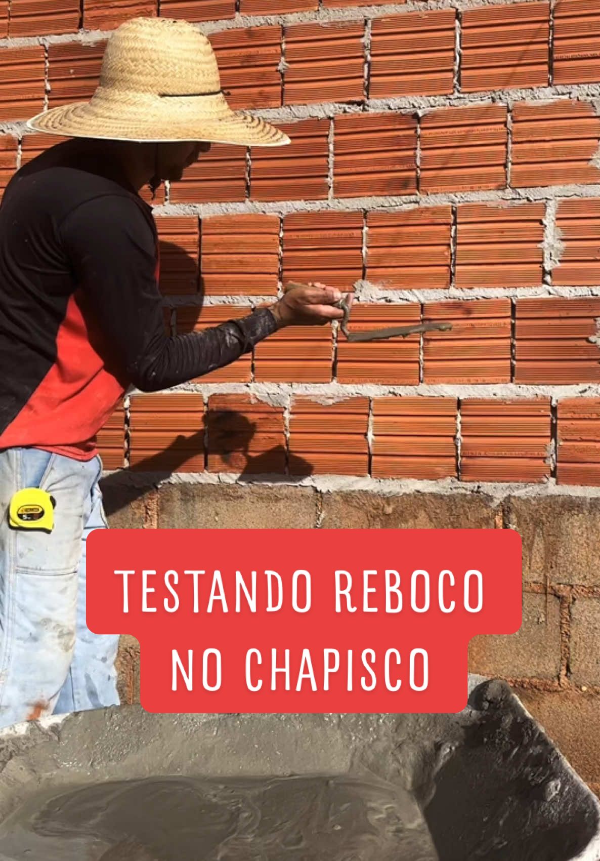 TESTANDO O REBOCO NO CHAPISCO #viral #obra #tiktok 