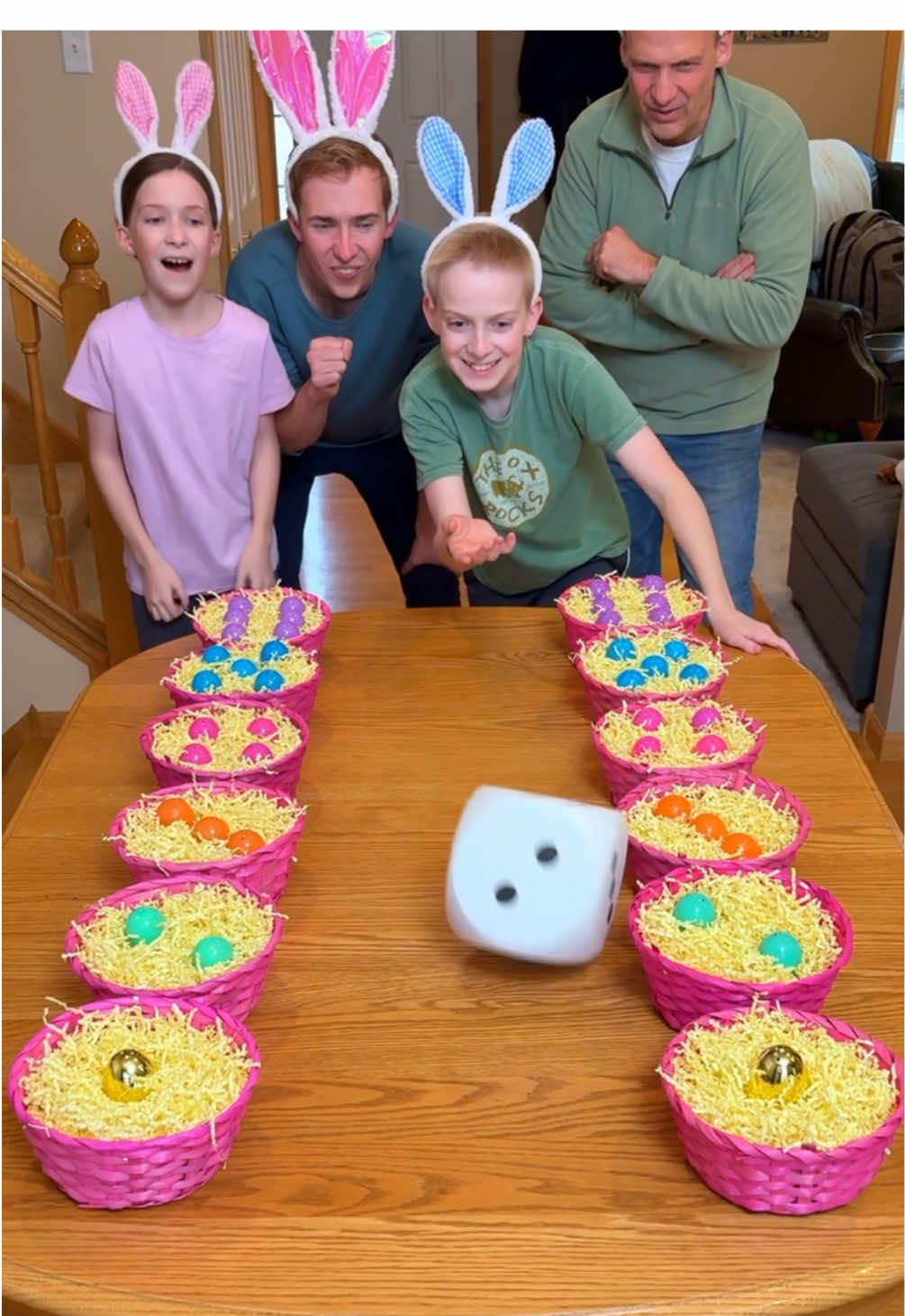 Easter Basket Dice Roll Game! 💰 #game #family #challenge #easter 