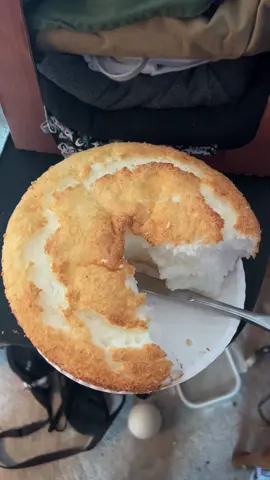 I know this is probably extremely niche lol #angelfoodcake #caketime