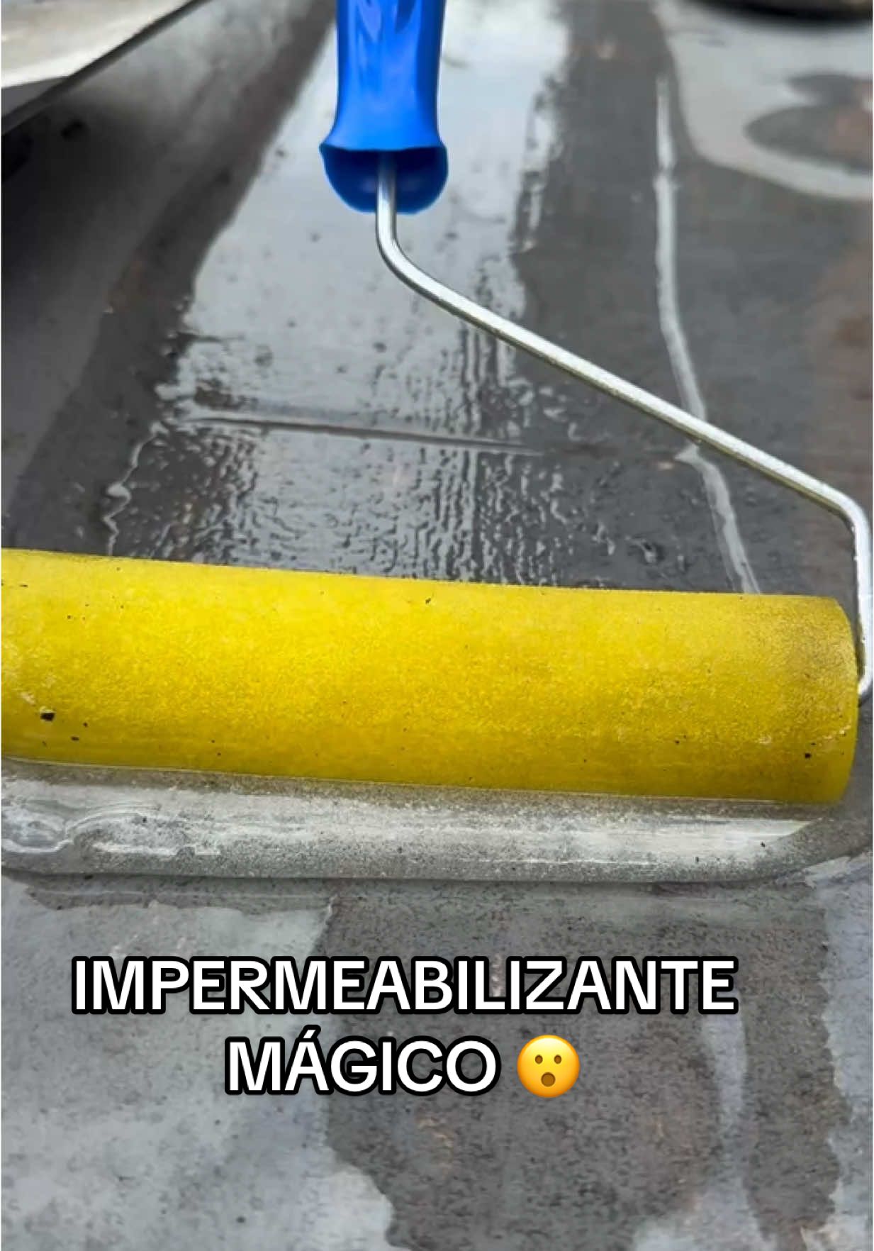 Esse impermeabilizante é mágico 😱 A gente aplica e pronto: nada de infiltração, nem na laje, nem na janela, nem perto dos ralos. Esse é o Umiblock da Cristal , o impermeabilizante incolor ideal para quem quer resolver pequenas infiltrações de verdade. 💧 ✔ Pronto pra uso ✔ Seca até com umidade ✔ Blinda  laje, frestas, rejuntes, calha, beiral, telhados e muito mais. Produto de alta performance e tecnologia , desenvolvido para acabar com infiltração. 🛒 Aproveite o cupom de desconto no site do @Escuta o véio  📌Cupom: LARCABRAL (5%off em todo o site) #obra #reforma #construção #arquiteturaeconstrução #arquitetura