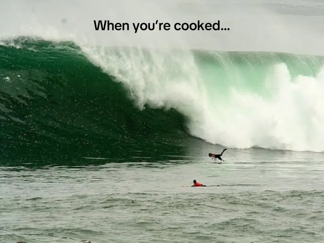 Wipeouts suck, but they are at least enjoyable when ur with ur homies. #surf #surfing #waves #ocean #wipeout #bigwaves #swell #surftok #barrel 