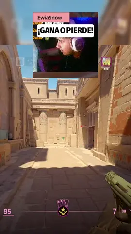 En este clip, la tensión se siente en el aire mientras un jugador se desahoga sobre su compañero. ¿Quién no ha sentido esa frustración en una partida? ¡No te lo pierdas!#Gaming #JustChatting #Frustración #EpicMoment #GamerLife