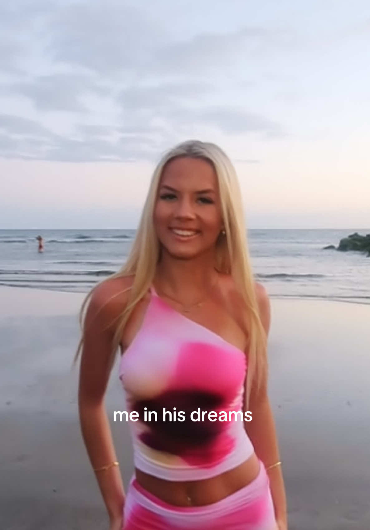 keep dreaming #fyp #dreams #beach #holiday #girl #relatable #digitalcamera #Summer #sunset