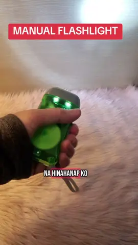 MANUAL FLASHLIGHT 👍#flashlight #handpressflashlight #rechargable #emergencybag #gobag #emergency  #manualflashlight 