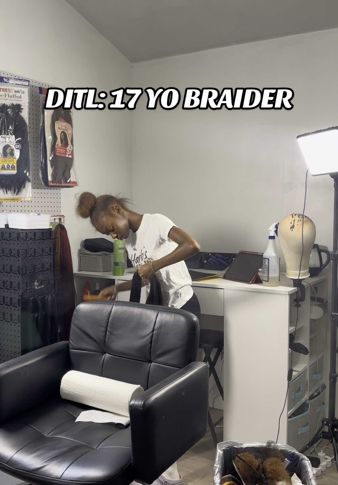day in the life: 17yo braider!🤍#maddieforever #braidersontiktok #viral #savannahbraider #viralvideo #viralvideo #fauxlocs #Vlog 