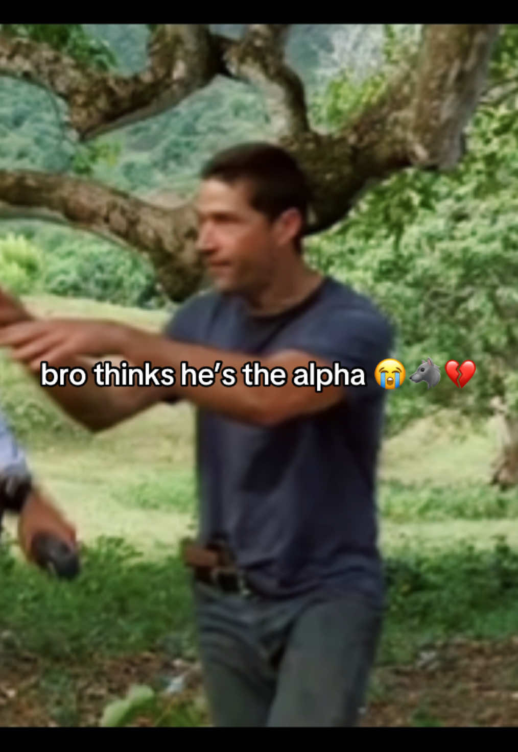 all this just for him to forget she exists a week later #jackshephard #julietburke #lost #lost2004 #losttvshow #lostseries 