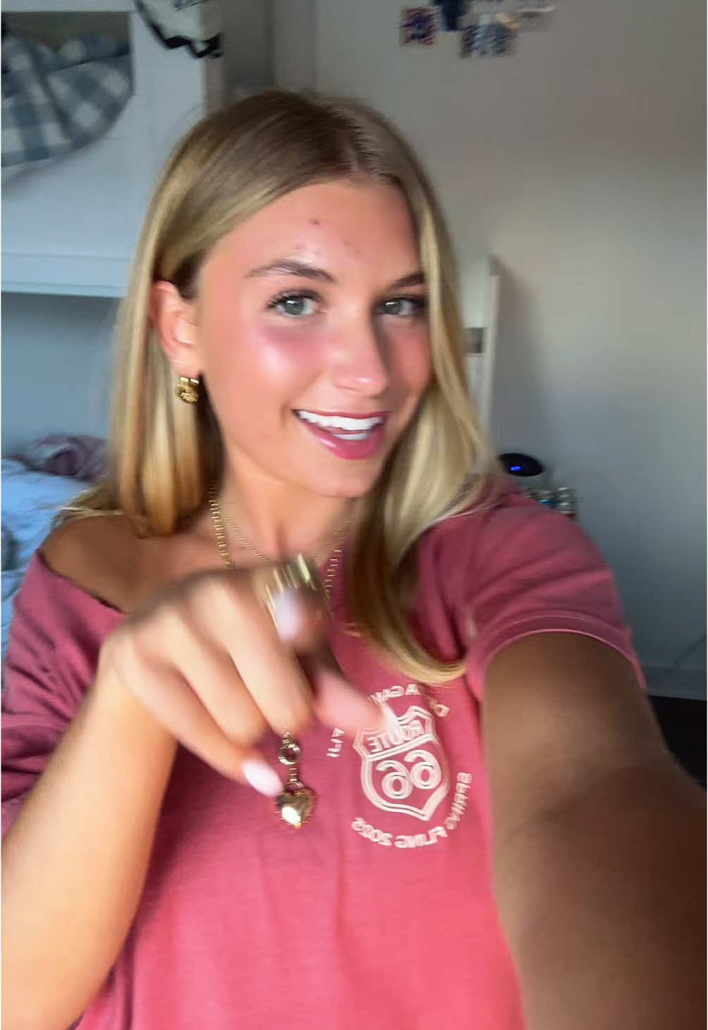 I love this song sorry not sorry