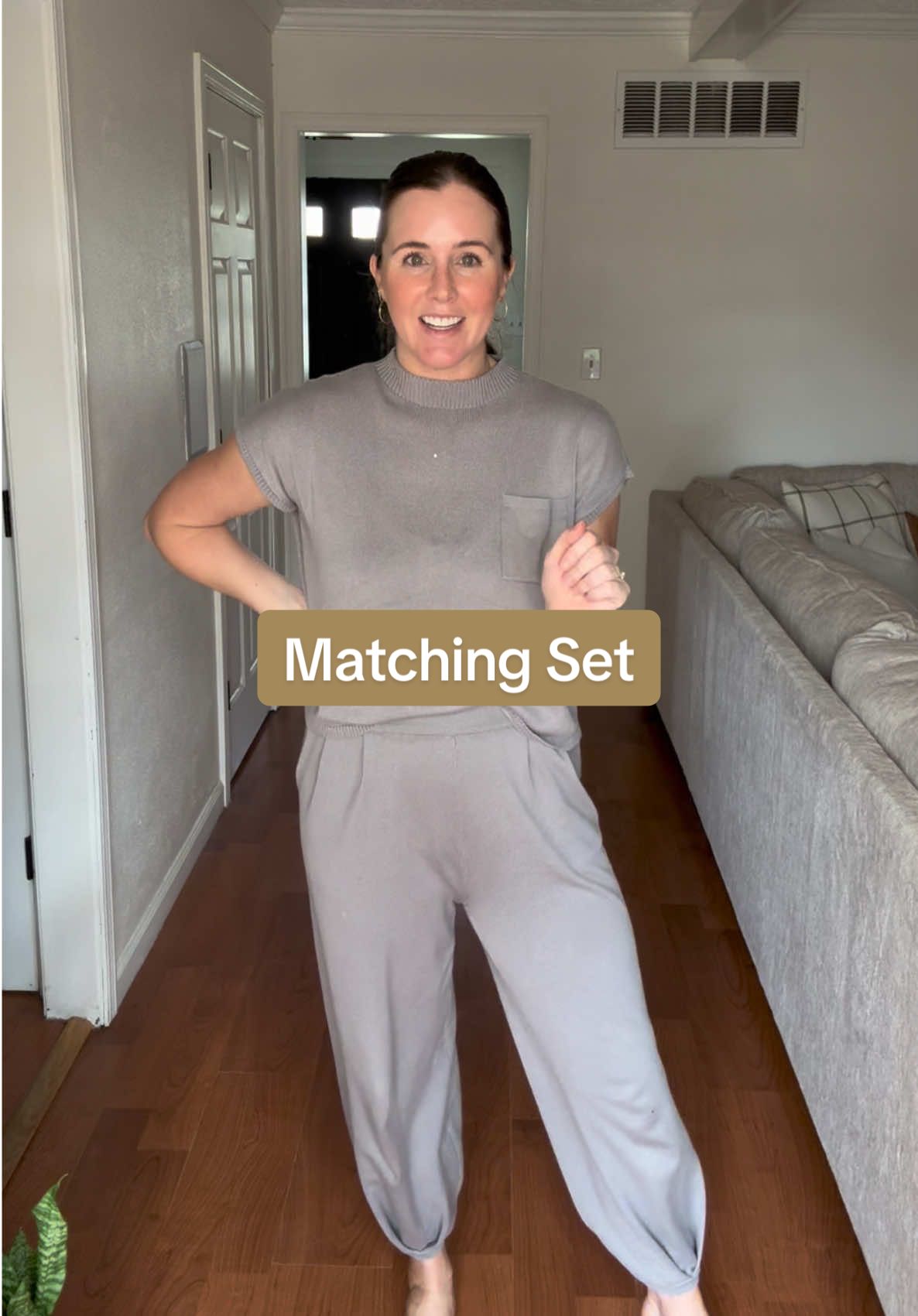 If you get one matching set, make it this one #matchingset #matchingsets #matchingsetsforwomen #matchingoutfits #loungeset #2pieceset 