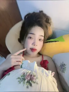 Yêu quá nên mù loà 😒