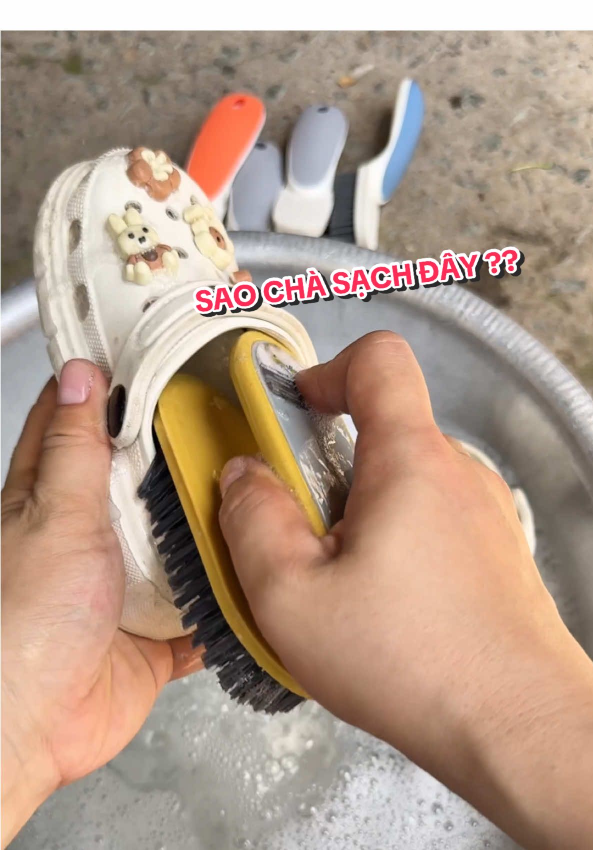 Combo 5c bàn chải chà giày dép #banchaichadep #banchai #me2con🐷🐱 #dogiadung #giadungtienich #xuhuong 