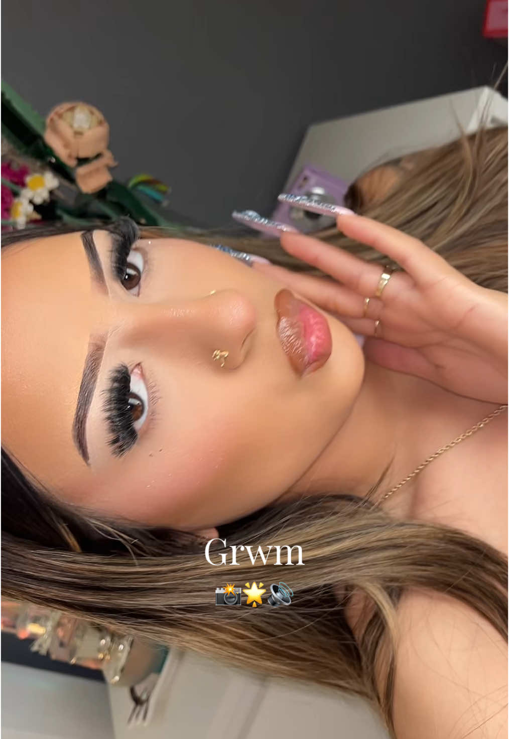 Grwm 📸 #imjustagirl #fyp #girlsgirl #music #foryoupage #lashclusters #makeupgrwm