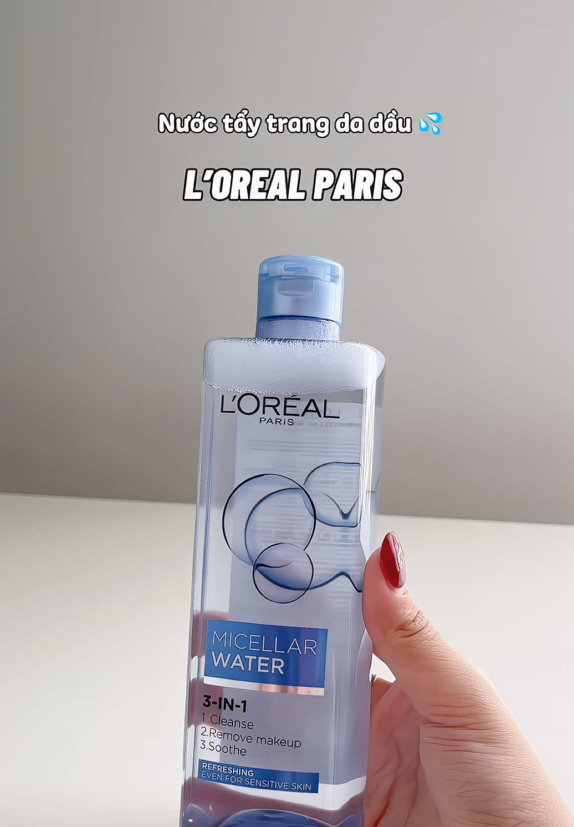 Nước tẩy trang Loreal tươi mát cho da dầu 💦 #xuhuong #xuhuongtiktok #trend #trending #viral #review #hgreview #skincare #skincareroutine #skincaretips #nuoctaytrang #nuoctaytrangduongda #nuoctaytrangloreal #taytrangloreal #taytranglorealxanhnhat 