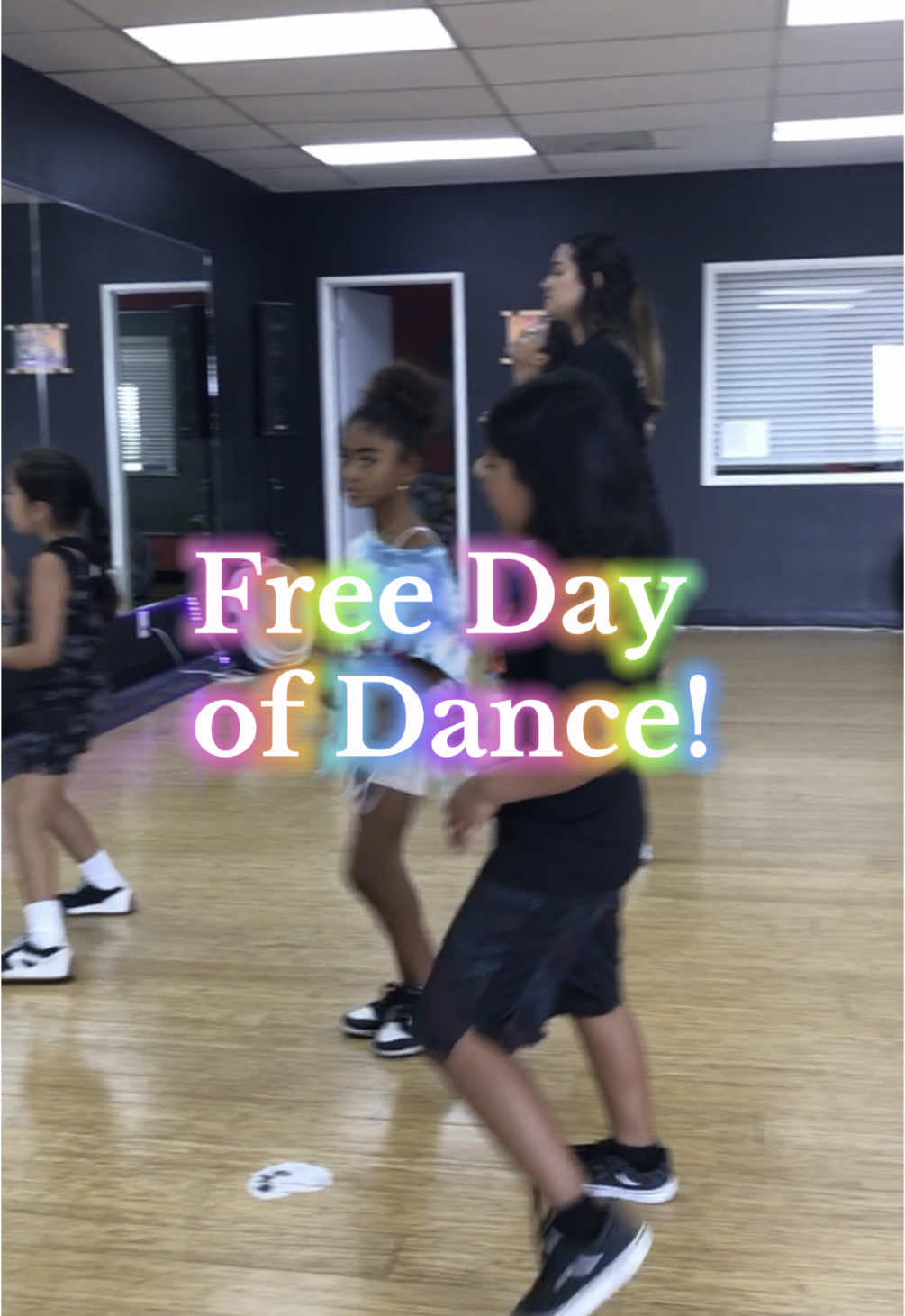 📢 Get ready to move! Join us for a FREE day of dance! 📢 Enjoy a day full of FREE DANCE CLASSES including a FREE KIDS WORKSHOP this April! SATURDAY, APRIL 26TH  Classes starts at 11am Limited slots only! Sign up now: How to sign up • Download our app • Login/register on our app • Go to courses; • and sign up! For more info contact us at 619-917-1721 & Follow us for more updates! #free #freeclasses #freedayofdance #sandiego #MajestylnMotion #dance #danceclass #april #joinus
