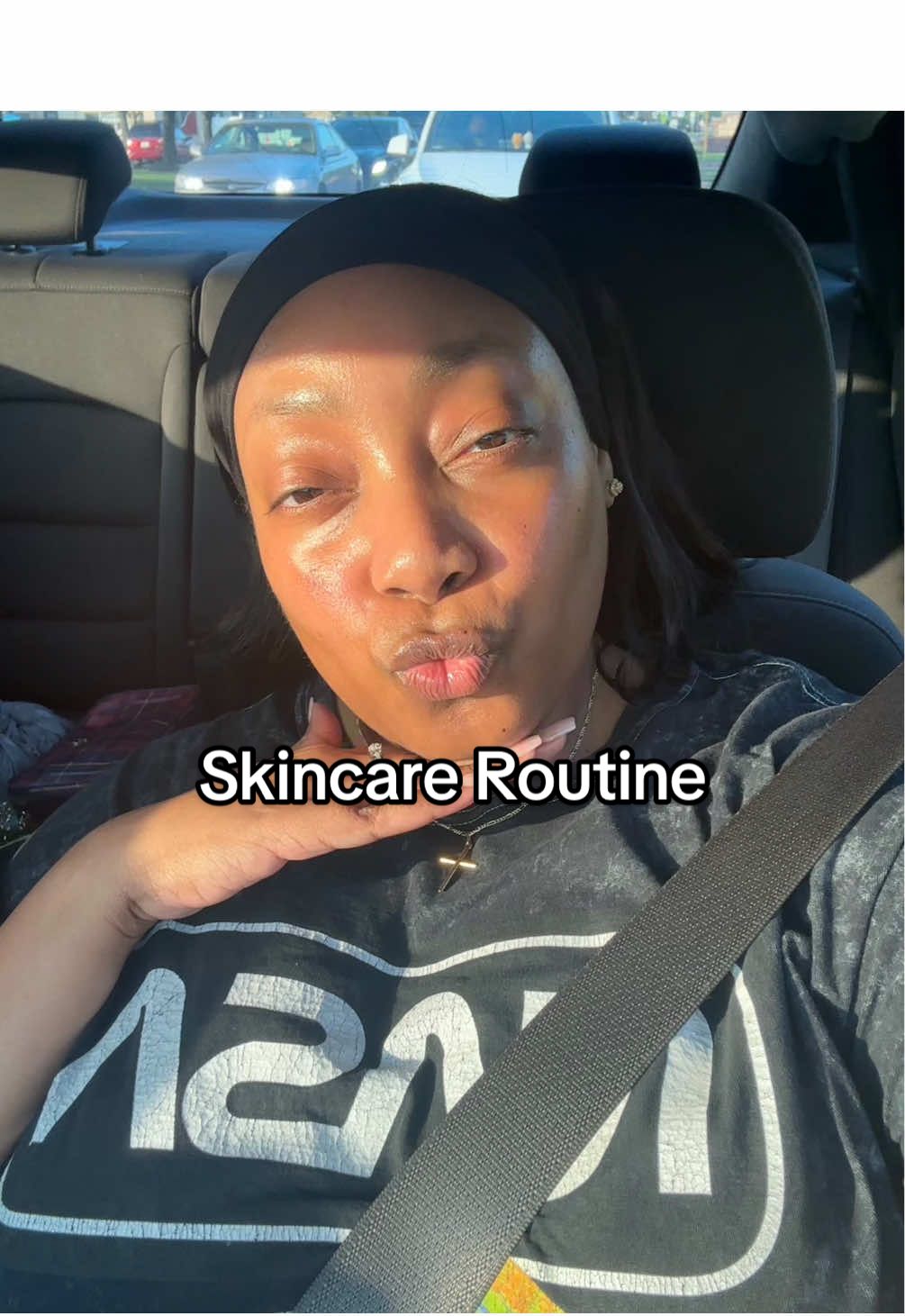 Skin care routine or no?  #creatorsearchinsights #dryskin #skincare #skincareroutine #dryskincare #glowyskin #glowyskincare 