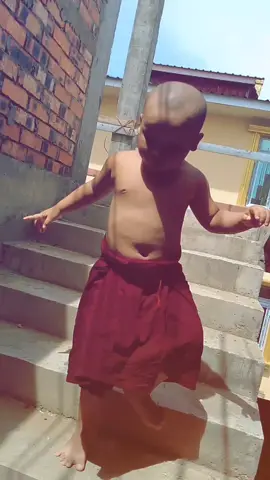 #လက်ပါရင်လိုက်ခ်ပေးရန်🤓 #ချစ်ဖို့ကောင်းနေတာအပြစ်လား☺️ 