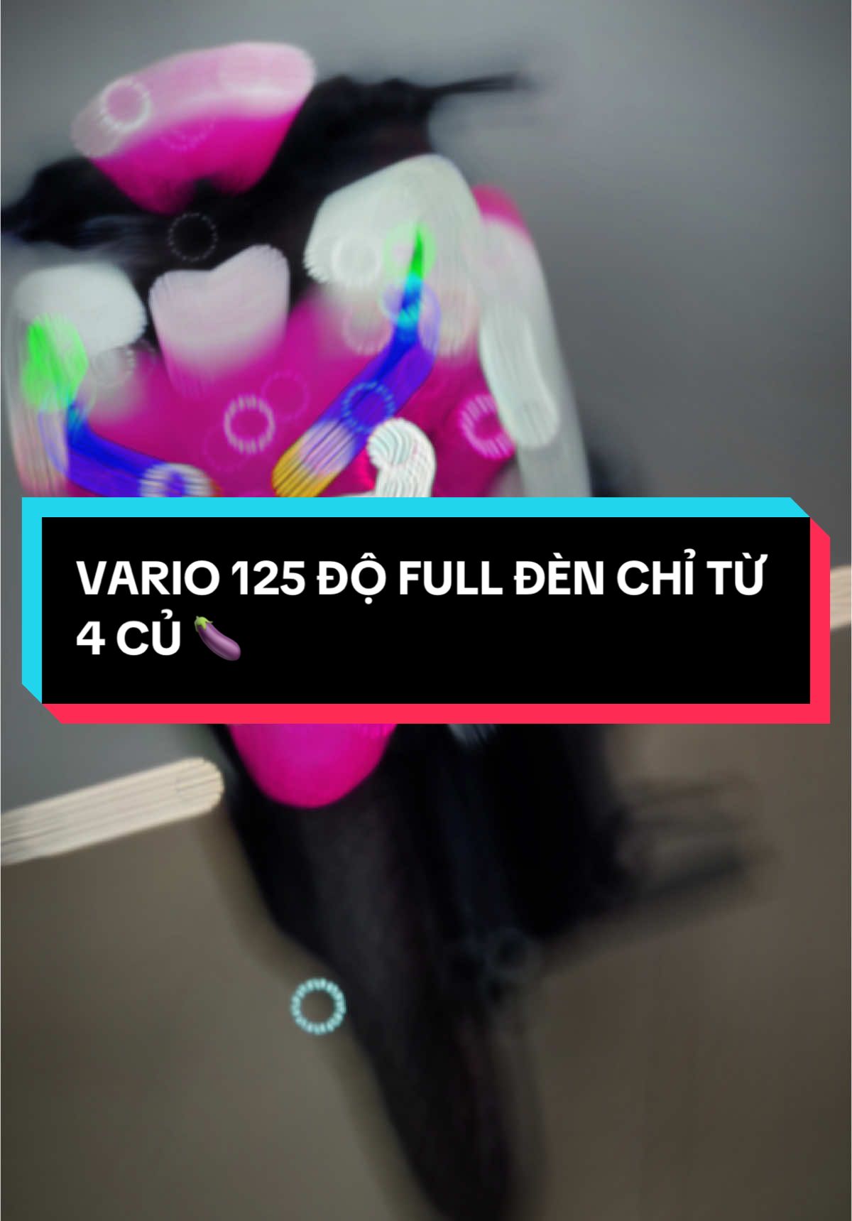 Chạm mặt em tay ga độ full dàn áo cực cháy với combo đèn led ma thuật – nhìn thôi là mê! Pha phối màu hồng trắng độc đáo, kết hợp cùng mắt cú xanh đỏ phát sáng như robot tương lai. Ai thấy đẹp thả tim và đăng lại em để giá 4 củ 🍆#vario125 #vario150 #mexe #xedep #xetragop #tiktokviral #fyp #xenhapkhau #xedovietnam #tiktokviral #2025 