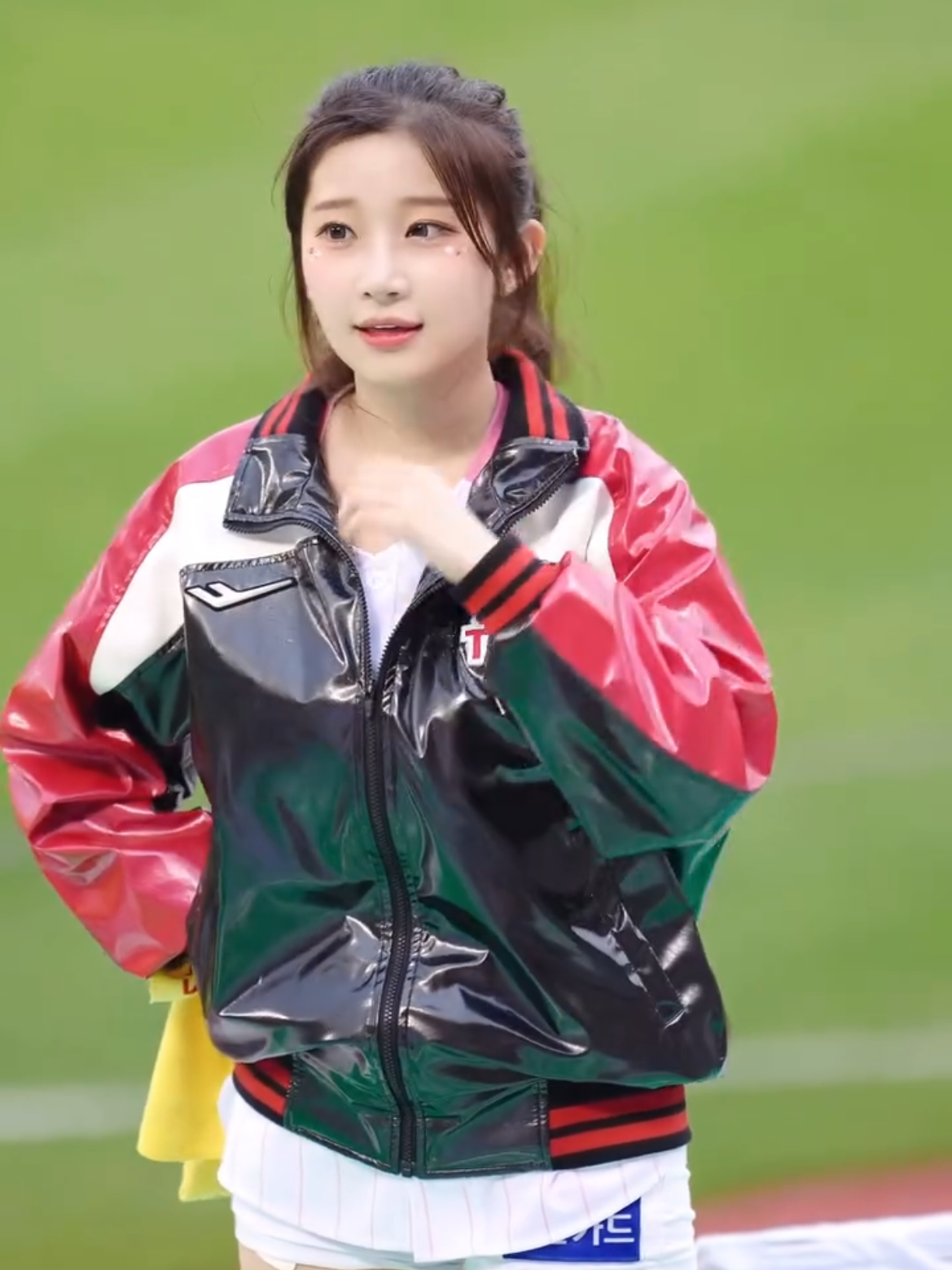 Please give ❤️ Lee Ju Eun❤️ a sweet like or love and share !  #instagram   #facebookreels  #reelsviralシ #reelsvideoシ #fashion #facebookpost #facebookviral #facebookvideo  #trending  #my_chuuu   #facebookviral  #photography #kpop #이주은 #LeeJuEun #李珠珢 #Fubonangels #LGTwins  #cheerleader #cute #beautiful #pretty  #dance #sports #beauty #FacebookReelsContest #reelschallenge #reelsfacebook