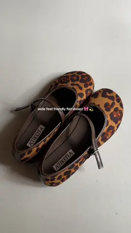 round toe flat shoes for wide feet 🎀✨ #flatshoes #dollshoes #flats #maryjanes #shoesrecommendation #flatshoesforwomen #fyp #trending #viral 