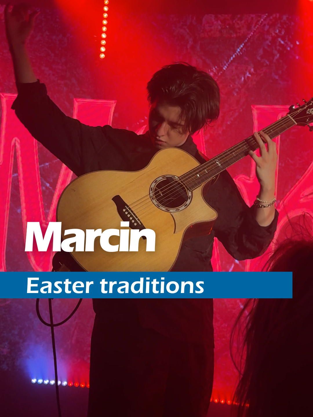 du dachtest ostern = eier suchen & schoki? polen so: Śmigus-Dyngus = jeder wird nass. ohne warnung. 💦 marcin hat uns genau erklärt, wieso am oster-montag keiner trocken bleibt — und was das ganze eigentlich mit otern zu tun hat. 🦦😂 by the way: marcin ist nicht nur der typ, der oster-geheimnisse droppt — er zerlegt mit seiner gitarre weltweit bühnen, von „America’s Got Talent“ bis NBA halftime shows. ein echter world-class gitarrist aus polen! 🎸🔥 polnische ostern? anderes level. #ŚmigusDyngus #PolishEaster #MarcinWeißBescheid #OsternMalAnders #NassIstMuss #WaterAttack #OterSecrets #FYP #TikTokGermany #WTFTradition #CultureTok #WaterVibes #OterContent #EasterVibes #ViralTok #MarcinLeaks #PolnischeTradition #LearnOnTikTok #RandomFacts #OsterSpecial #ForYou #GitarrenLegende #TalentTok #MustWatch #ViralGermany #MarcinOnTour #FYPDeutschland #ExplorePage #PolishVibes #Soundcheck @marcin.music @Marcin 
