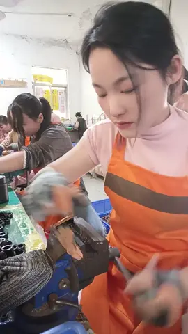 #satisfying #machines #in #action 