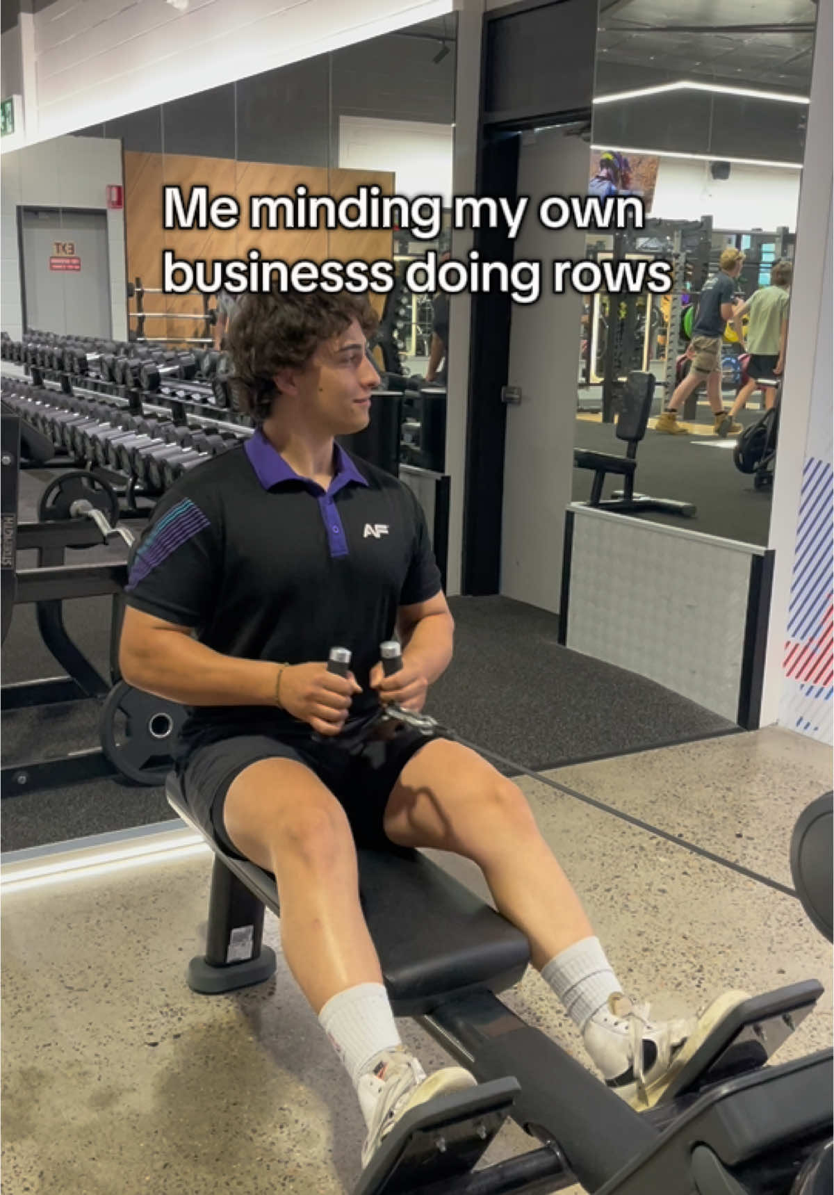 3 sets of unsolicited eye contact! 👀 Comment down below does this happen to you? 😅 #anytimefitness #anytimefitnessnorthmead #anytimefitnessaustralia #GymTok #gymproblems 