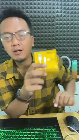 Kabel cas handphone tipe c fast charging original realme handphone #kabelcas #kabelcasrealme #kabeldatarealme 