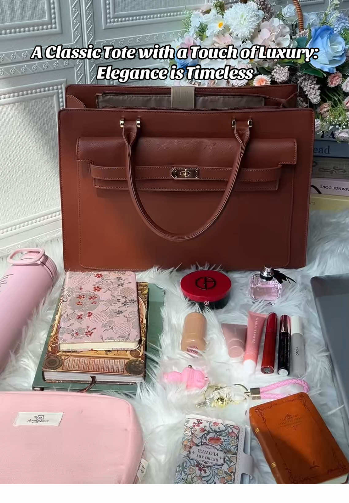 Call all corporategirlies!🥳💕City life demands versatility. Our tote blends classic design with luxurious details, allowing you to carry everything you need—laptop, drink and more.👜👩‍💻📚 #totebags#workbag#mombag#springbreak#spring#purse#tote#bags#handbags#lovevook#fyp#whatsinmybag#unpackwithme#worktote#pursetok#MomLife#LaptopBag#giftformum#coachella#SpringTravel#PromSeason#Easter2025#TikTokMadeMeBuyIt#mothersday#teachersday #nursebag