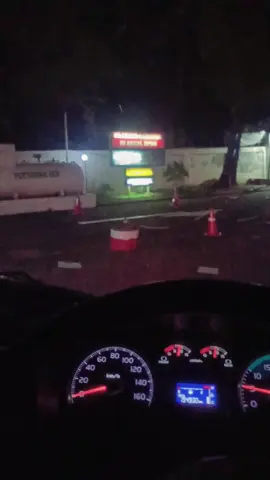 Bissmillahirahmanirahim, mulai deui corak baru, mugia dipaparinan kasalametan kalancaran sareng rezeki anu halal amin🤲🏻 #storydriver #garutpride🔥 #storydrivermuda🍃 #fy #hino500 #fyp #bissmillah 