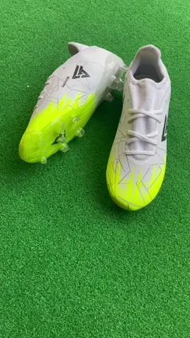 Sepatu bola original Gastruz Venture , nyaman di kaki, elastis, termurah #sepatubolaoriginal #sepatubola #sepatubolamurah #sepatusepakbola #bola #football #sport 