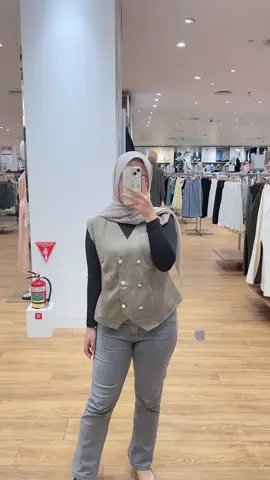 rekomendasi outfit simple 👀🤍