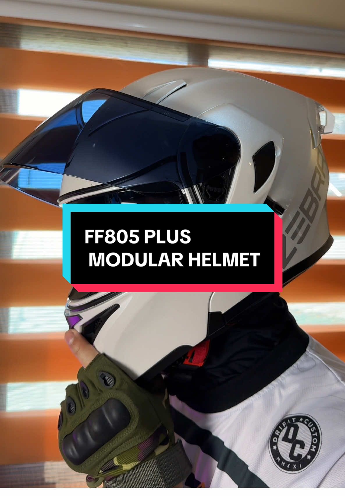 Zebra FF805 PLUS MODULAR HELMETna sa murang halaga e meron ka ng maporma at magandang quality ng helmet #modularhelmet #helmet #rider #zebrahelmetsph 