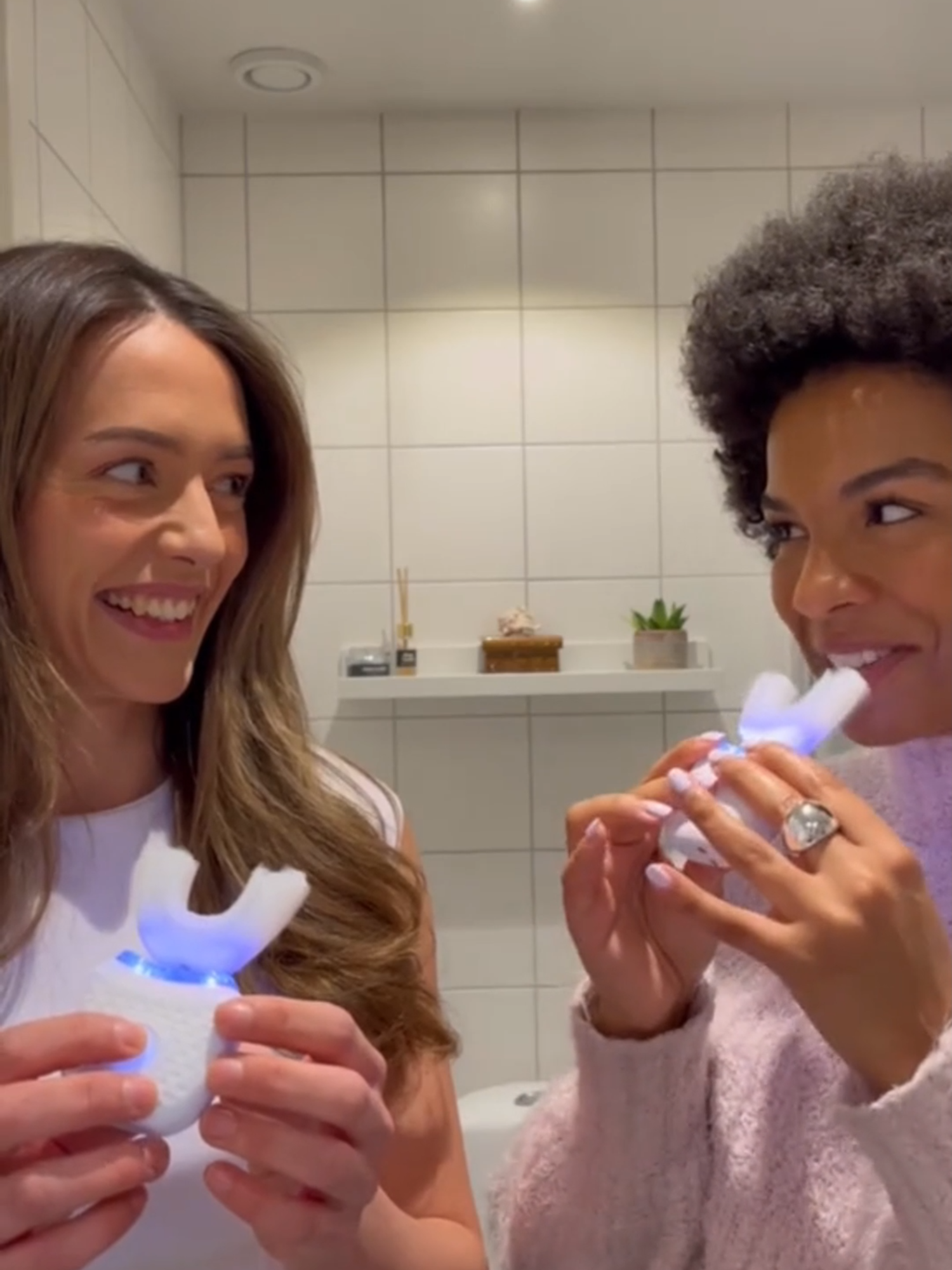 HOT LAUNCH! 2025 U-Shaped Electric Toothbrush – ONLY TODAY! Shop Fast Before We Sell Out!