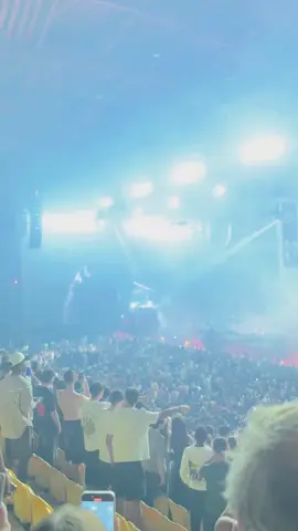 Travis Scott が11月に日本に熱狂をもたらす！🔥⁠ ⁠ 🗓️2025年11月8日（土）⁠ 📍ベルーナドーム（西武ドーム）⁠ 🕖OPEN 14:30 / START 17:00⁠ ⁠⁠ 🎫チケットは4/21(月)23:59⁠までチケットぴあ独占先行(２次)受付中！ ⁠ 詳細は⁠LIVENATION.CO.JPにてCheck! ⁠ #TravisScott #トラヴィス・スコット #来日公演 #livenationjapan #lngcn