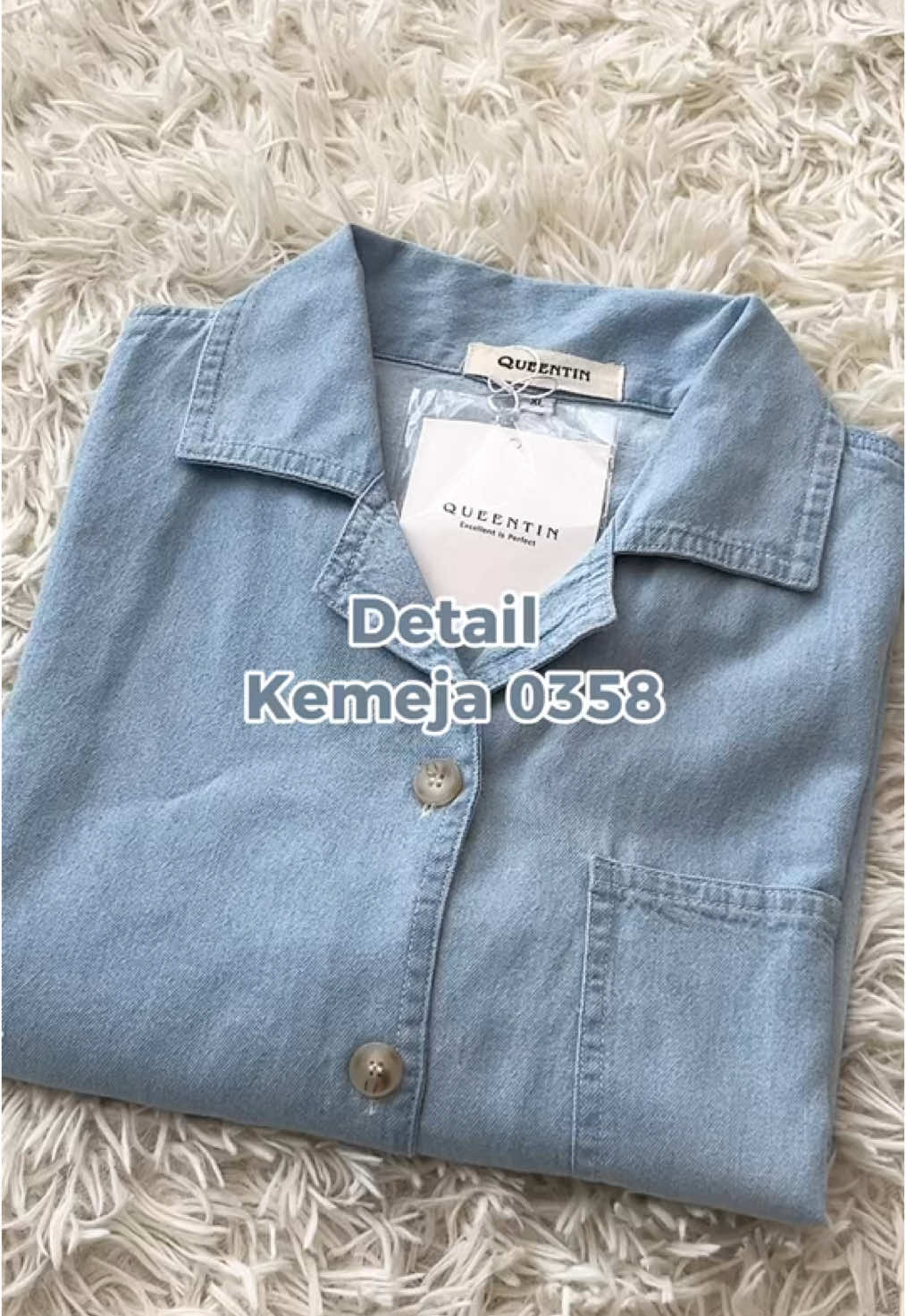 Salah satu kemeja denim paling best seller nih!! #queentinofficial #kemejadenim #kemejawanita #kemejarecomended 