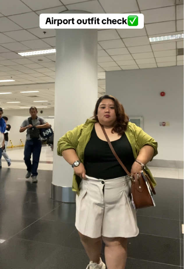 Fit check✅ #fyp #trending #viral #airport #outfit #plussizeedition #airportoutfit 
