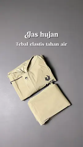 Cocok bgt nih buat skrng lagi musim hujan 😍 #jashujan #jashujanmurah #jashujanantisobek #onesetjashujan #jashujantahanair #fyp #lewatberanda #xybca #foryou #fypage #fypシ゚ 