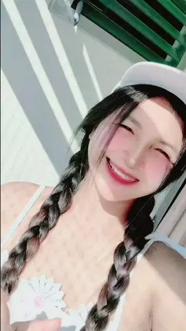 แกล้งเหงาไม่ว่า แก้ผ้ามาเลย🤭