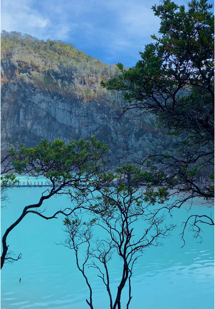 Cerah tidak berkabut#kawahputih#kawahputihbandung#kawahputihciwidey#ciwidey#bandung#bandunghits#foryoupage#fypシ゚#fyp 