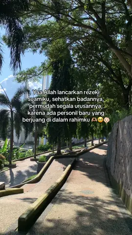 Kita doain ayah yaa nak agar sehat selalu, lancar rezekinya 🥰👶🏻🤲🏻 #bumilhappy #fypage #suamiistri #pregnantlife #trendingsong #bumilsehat #pregnancy 