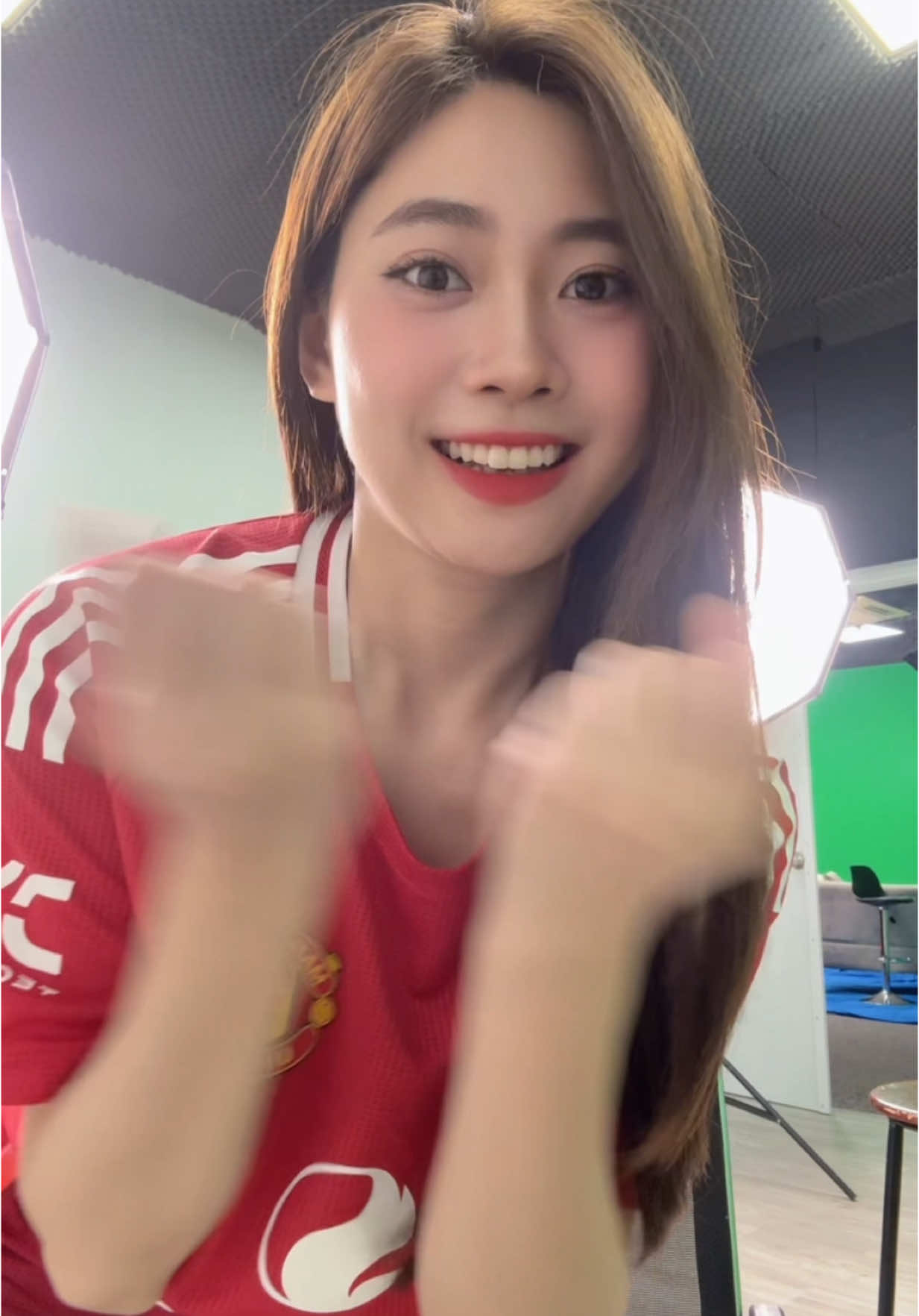 Nháp thế thôi, MU chuẩn bị ra hang nhỉ 👹 #mctrangmochi #sportsontiktok #thethaomoingay #CapCut #manunited #mu #manchesterunited #machesterunited 