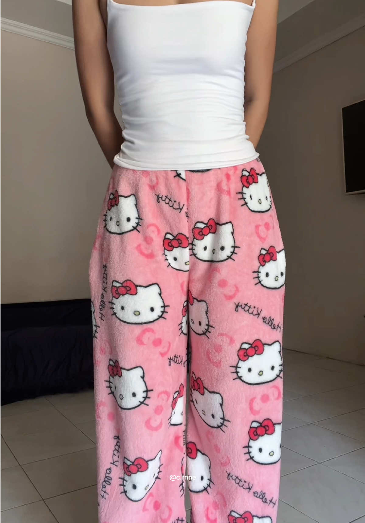 hello kitty pjs 🎀✨ #pajama #hellokitty #pants #fashion #hellokittypajamas #hellokittypants 