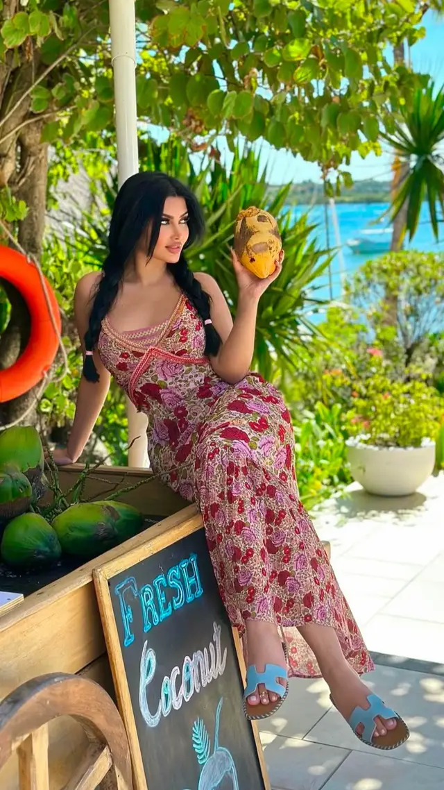 ⛱️🌴🥥🌤️👒 • سناب بالبايو • #4u #Summer #ملكه_كابلي 