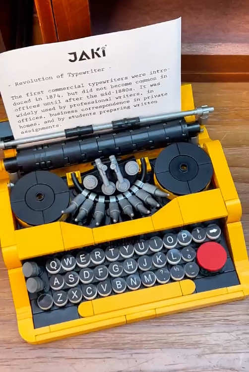 Some love letters *deserve* to be typed. #typewriterbuildingblock #typewriter #buildingblocks #retrovintagebricks #retrovintagego #oldschoolblocks#gift#fyp