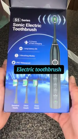 #toothbrush #tiktokshop #electrictoothbrush #forher #forhim #foreveryonepage 