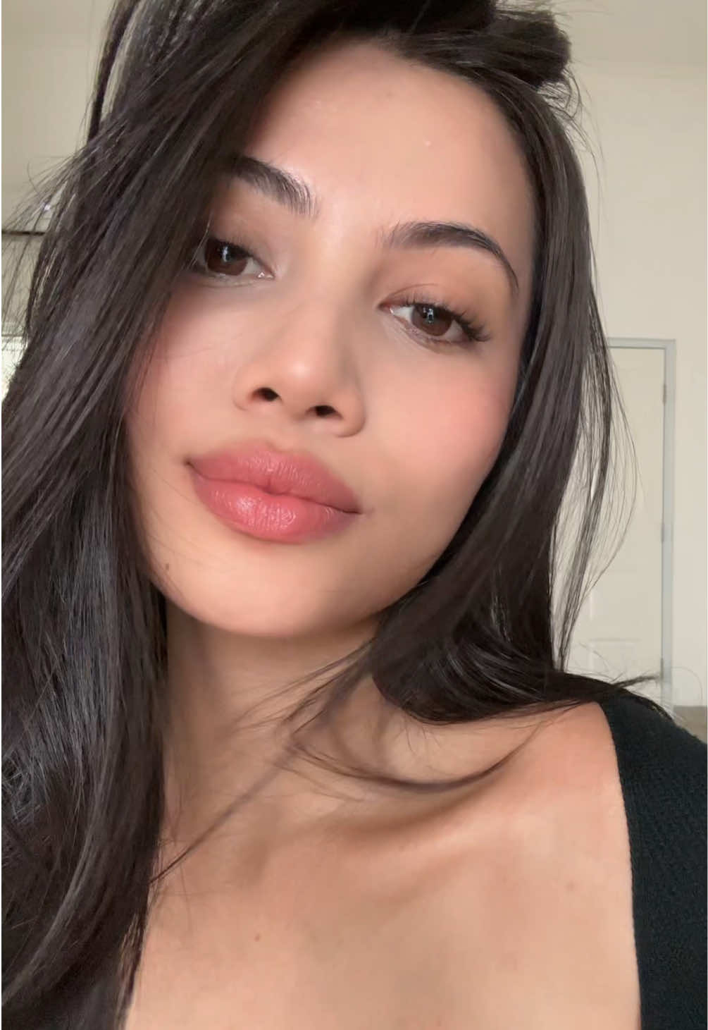 Trying out the newest concealer from bnb 🫶✨