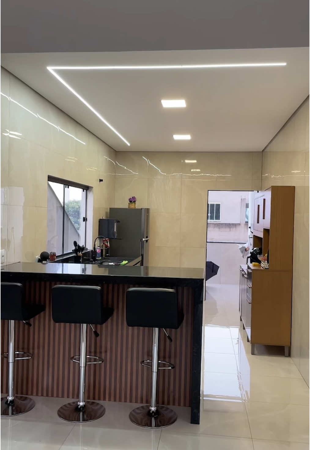 #creatorsearchinsights amei a iluminação exatamente como ficou😍 #rebaixamento #rebaixamentodegesso #tetorebaixado #iluminacao #inspiracaocasa 