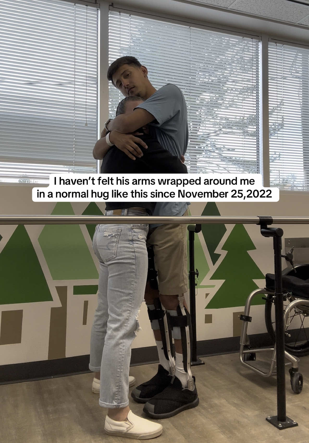 This feeling is something that I can’t even express. This was the first time that Neven has been able to hug me standing up on his “own” using his KFO leg braces and been able to wrap his arms around me like a normal hug without bulky equipment in our way since November 25, 2022🥹♥️  #sci #spinalcordinjury #paraplegic #paralyzed #wheelchair #engaged #fiance #kfo #legbraces #forrestgump #fyp #foryoupage #loveyouguys #explore @Amber & Neven Hart @Neven 