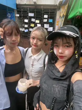 @Caro & Pan @lila.cabe Kel p ly🤪#trend #foryou #fyp #foryoupage #cringe #friends #outfit #OOTD #07 