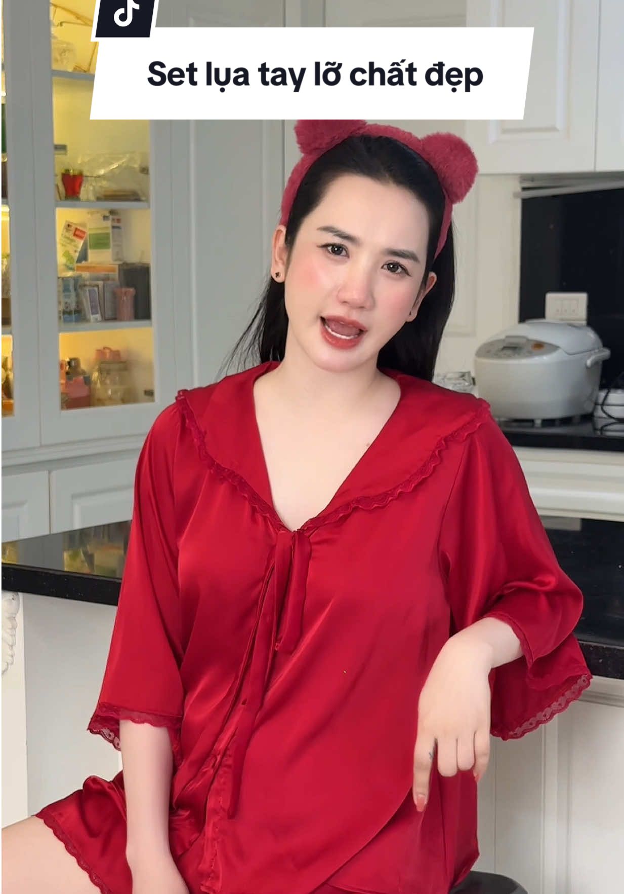 Set này lại về hàng rồi nè mấy chị ơi, mua nhanh nhé chất đẹp giá hạt ze thế này nhanh hết màu lắm