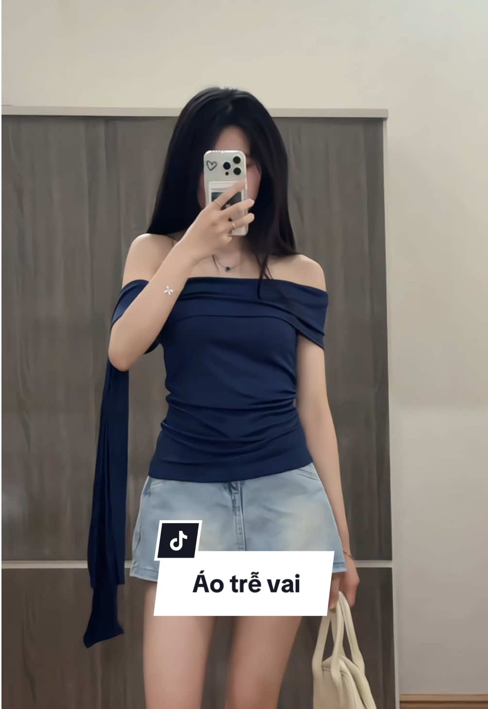 Cứ mặc trễ vai là auto xinh #npphuong #aotrevai #aonu #aokieu #thoitrangnu 